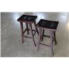 Image 1 : PAIR OF WOOD STOOLS