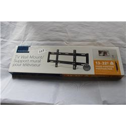 AS NEW 13-32  FIXED POSITION INSIGNIA TV WALL MOUNT,