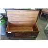 Image 2 : CEDAR BLANKET BOX AND DOLLS