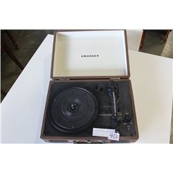 CROSLEY PORTABLE RECORD PLAYER