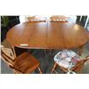 Image 1 : MAPLE TABLE WITH TWO LEAFS AND FOUR CHAIRS