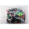 Image 1 : BAG OF ASSORTED HEADPHONES
