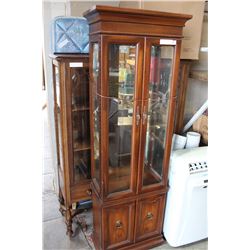 2 DOOR WALNUT STRATHROY FURNITURE ILLUMINATED DISPLAY CABINET