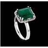Image 4 : 14KT White Gold 3.65ct Emerald and Diamond Ring