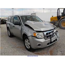 2010 - FORD ESCAPE // REBUILT SALVAGE