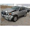 Image 2 : 2010 - FORD ESCAPE // REBUILT SALVAGE