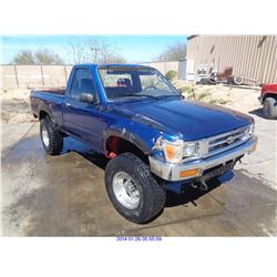 1992 - TOYOTA P/U // SALVAGE TITLE