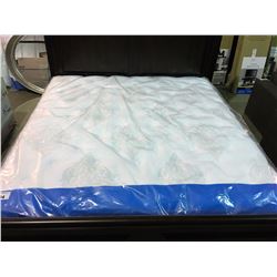 SEALY POSTUREPEDIC KING SIZED MATTRESS AND BOXSPRING SET