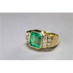 18K YELLOW GOLD, COCKTAIL RING, bezel set with an emerald cut emerald (approx. 3.80ct.) in a st...