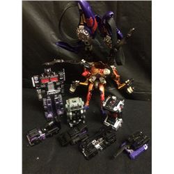 VINTAGE COLLECTIBLE TRANSFORMERS LOT