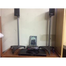 PANASONIC BLU RAY PLAYER W/ SPEAKERS WORKING