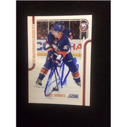AUTOGRAPHED JOHN TAVARES SCORE HOCKEY TRADING CARD NEW YORK ISLANDERS