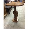 Image 1 : LARGE WOODEN CHESS TABLE