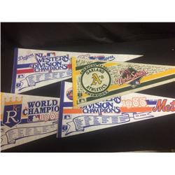 MLB BASEBALL PENNANT LOT