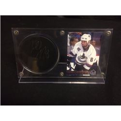 AUTOGRAPHED DONALD BRASHEAR HOCKEY PUCK W/ CARD VANCOUVER CANUCKS