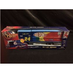 WINNERS CIRCLE DUPONT RACE N' PLAY TRANSPORTER MODEL KIT IN BOX