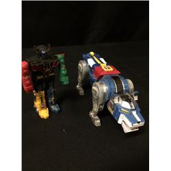 VINTAGE ACTION FIGURE LOT