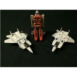 EARLY 1980'S VINTAGE TRANSFORMERS ACTION FIGURE LOT