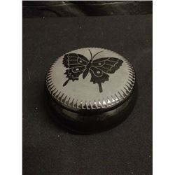 2004 SIGNED NATIVE AMERICAN CEDAR MESA POTTERY JEWELRY BOX