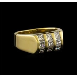 1.50 ctw Diamond Ring - 14KT Yellow Gold