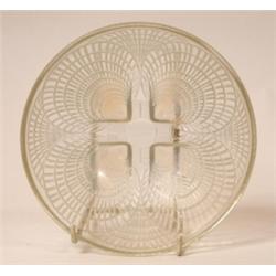 A Lalique Opulescent Scallop Bowl, "R LALIQUE FRANCE No 3203", 16 cm See illustration