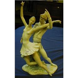 A Nao Group, a dancing couple, (a.f.) 40 cm