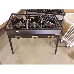 AUTO IGNITION 3 BURNER PROPANE COOKER - 34" X 29" TALL