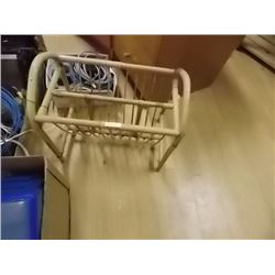 WICKER MAGAZINE STAND