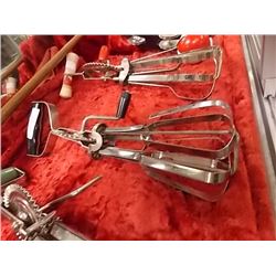 KITCHENALIA - VINTAGE HAND MIXER