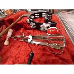 KITCHENALIA - VINTAGE HAND MIXER