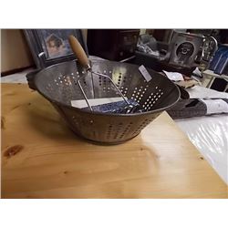 VINTAGE STRAINER & POTATOE MASHER