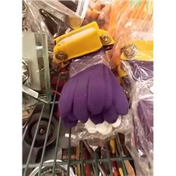 NEW GLOVES - 5 PAIR