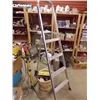 Image 1 : STEP LADDER - 5 STEP