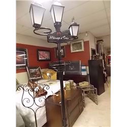 STREET POLL LIGHTS - DECORATIVE - "MENAGE ET TROIS"