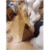 Image 1 : CORNER SHELF UNIT