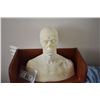 Image 1 : ZZ-CLEARANCE DISPLAY BUST FOR MASKS HATS WIGS SCULPTING ETC 3