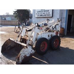 Working Melroe Bobcat, 1972, Owen Gasoline Engine