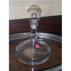A SHIPS DECANTER AND STOPPER, 20th CENTURY, engraved with the Gore-Booth arms and monogram 'J.G.B.';