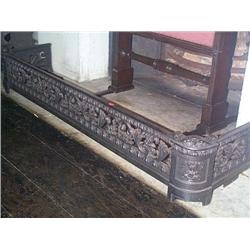 A WILLIAM IV CAST-IRON FENDER, circa 1835, of rounded rectangular form with pierced foliate frieze,.