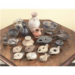 A quantity of ancient South Italian, Roman and Greek pottery, BOTH ANCIENT AND FIRST HALF 19th CENTU