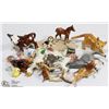 Image 1 : COLLECTION OF MINIATURE GLASS & CERAMIC ANIMALS