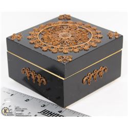 VINTAGE “CAROUSEL” HAND CRAFTED METAL EMROIDED