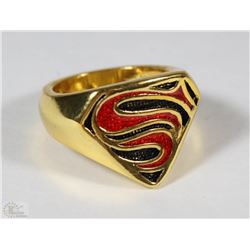 SUPERMAN LOGO GOLD TONE RING SZ10