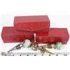 Image 1 : 3 NATURAL GEM STONE WORLD WINE STOPPERS