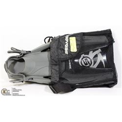 BRAND NEW SET OF SEA-DOO FLIPPERS