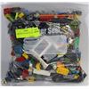 Image 1 : LARGE BAG OF ASSORTED LEGO
