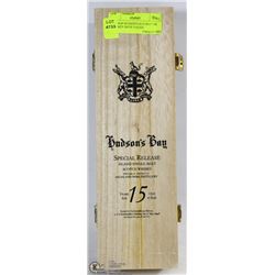 VINTAGE HUDSON'S BAY SCOTCH WHISKEY DOVE TAILED