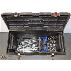 TOOLBOX WITH CONTENTS