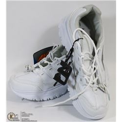 FLAT WITH NEW AVIA MEN'S SIZE 10W RUNNING SHOES