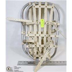 VINTAGE DURAPOUCH 1250 SNOWSHOES (MADE IN CANADA)